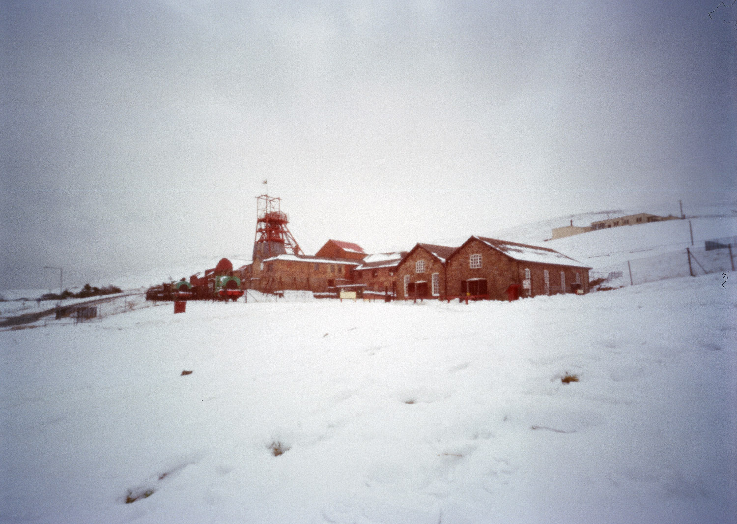 Wales_0000_Layer%201